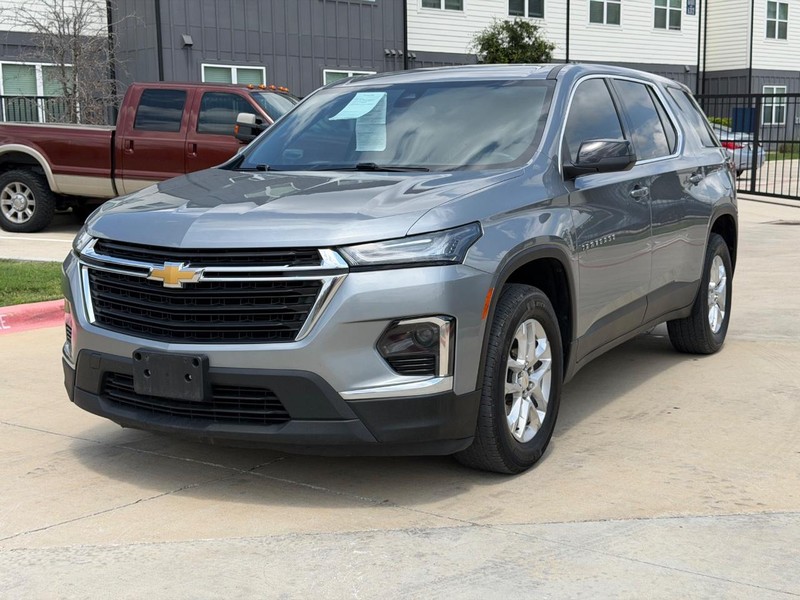 Chevrolet Traverse Vehicle Full-screen Gallery Image 02