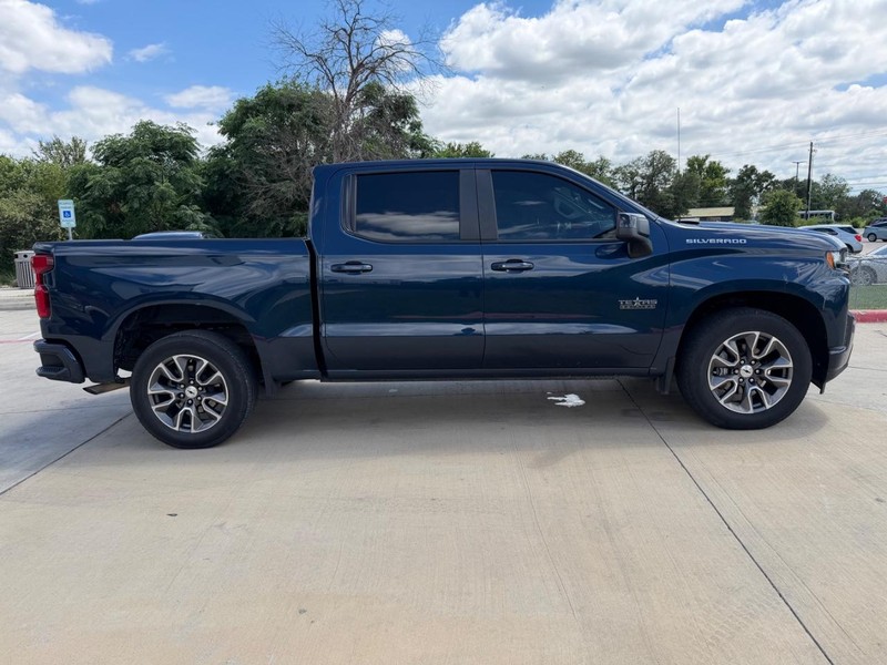 Chevrolet Silverado Vehicle Full-screen Gallery Image 07