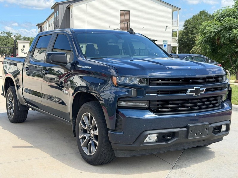 Chevrolet Silverado Vehicle Full-screen Gallery Image 08