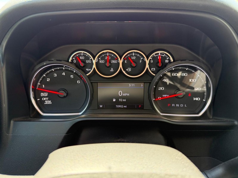 Chevrolet Silverado Vehicle Full-screen Gallery Image 13