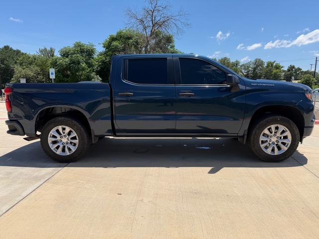 Chevrolet Silverado Vehicle Full-screen Gallery Image 07