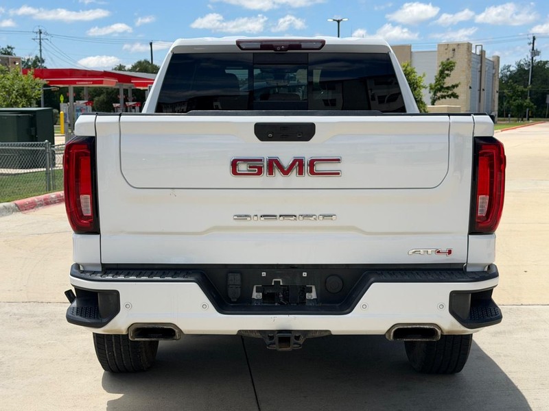 GMC Sierra 1500 Vehicle Full-screen Gallery Image 05