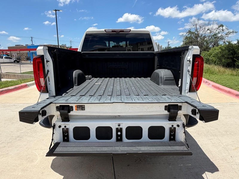 GMC Sierra 1500 Vehicle Full-screen Gallery Image 20