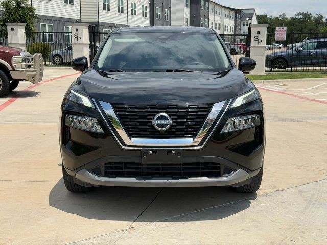 Nissan Rogue Vehicle Full-screen Gallery Image 09