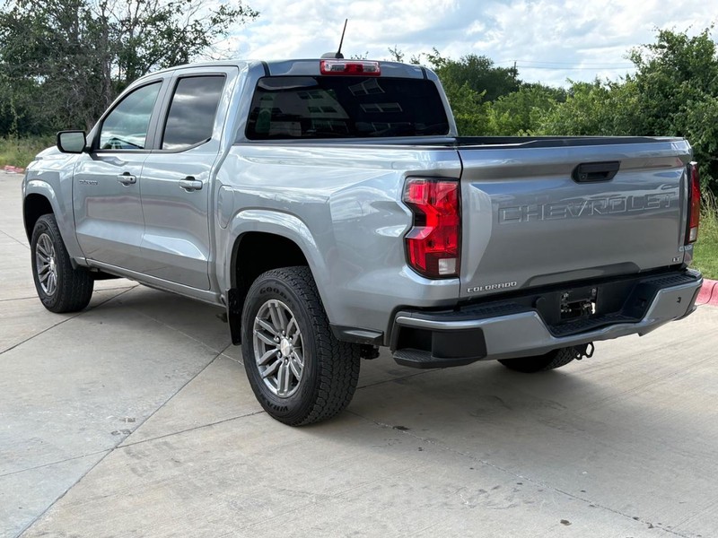 Chevrolet Colorado Vehicle Full-screen Gallery Image 04