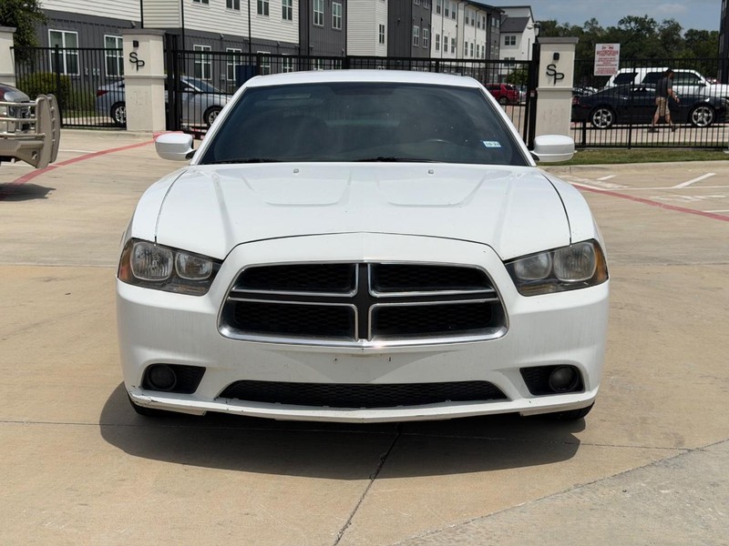 Dodge Charger Vehicle Full-screen Gallery Image 09