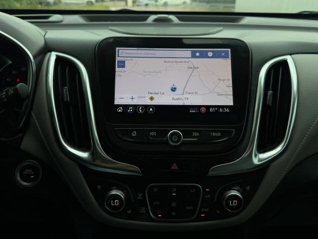 Chevrolet Equinox Vehicle Full-screen Gallery Image 15