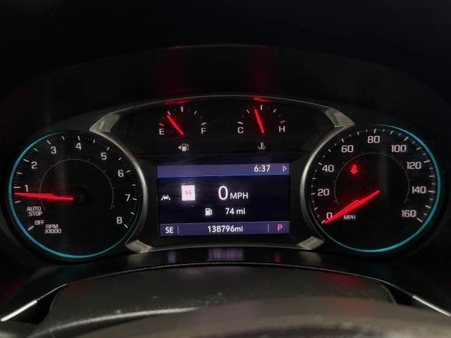 Chevrolet Equinox Vehicle Full-screen Gallery Image 17