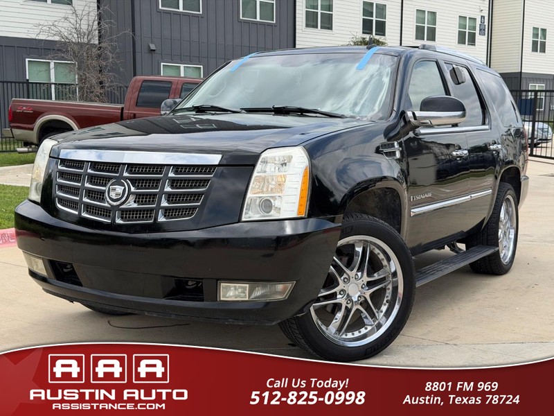 Cadillac Escalade Vehicle Full-screen Gallery Image 01