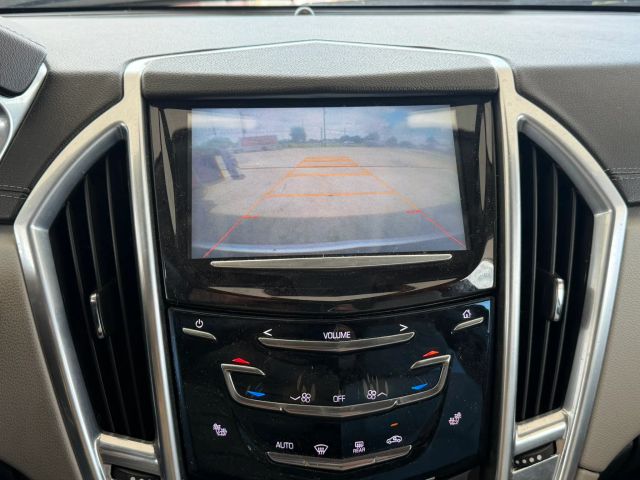 Cadillac SRX Vehicle Full-screen Gallery Image 16
