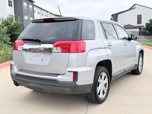 GMC Terrain Vehicle Full-screen Gallery Image 06