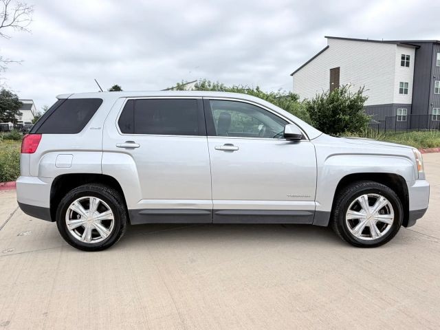 GMC Terrain Vehicle Full-screen Gallery Image 07