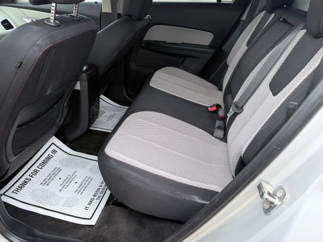 GMC Terrain Vehicle Full-screen Gallery Image 13