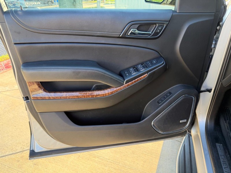 Chevrolet Tahoe Vehicle Full-screen Gallery Image 10