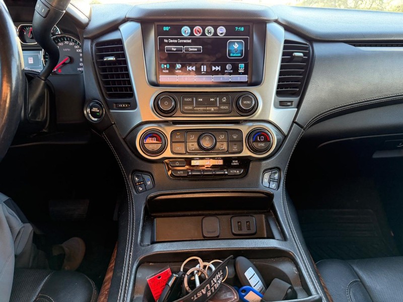 Chevrolet Tahoe Vehicle Full-screen Gallery Image 14