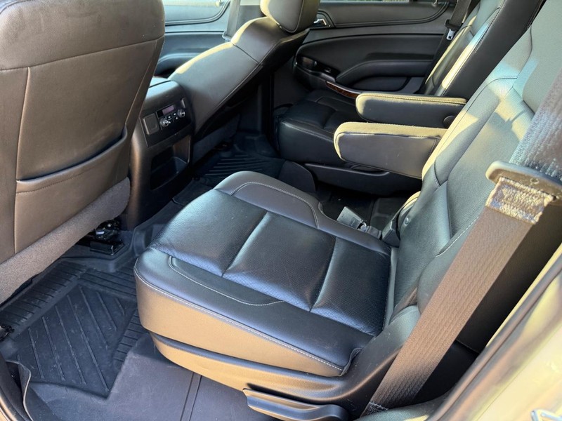 Chevrolet Tahoe Vehicle Full-screen Gallery Image 17
