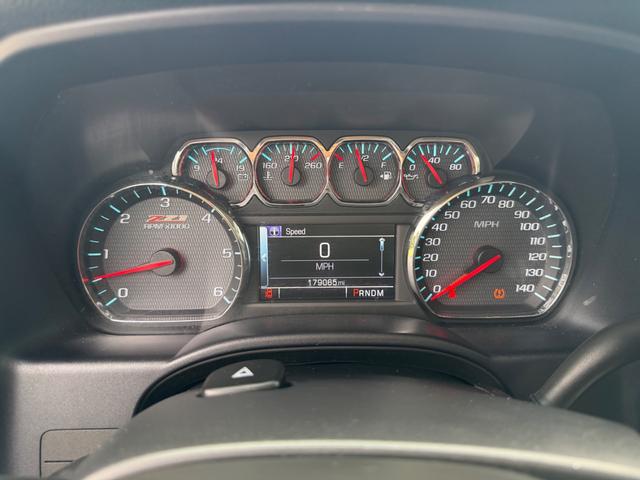 Chevrolet Silverado 1500 Vehicle Full-screen Gallery Image 13