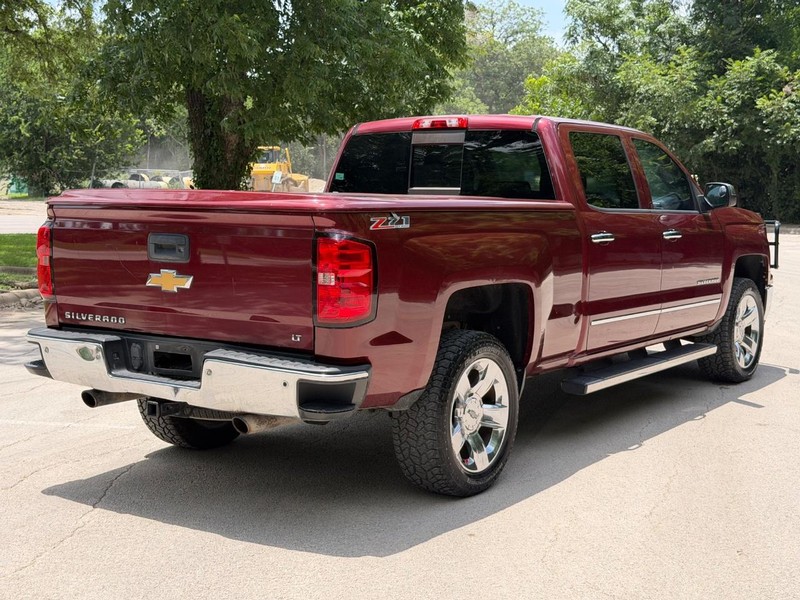Chevrolet Silverado 1500 Vehicle Full-screen Gallery Image 06