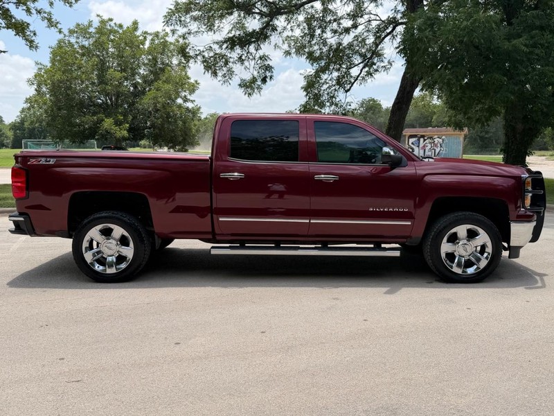 Chevrolet Silverado 1500 Vehicle Full-screen Gallery Image 07