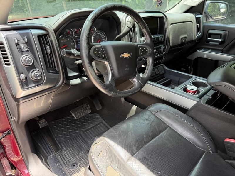 Chevrolet Silverado 1500 Vehicle Full-screen Gallery Image 11