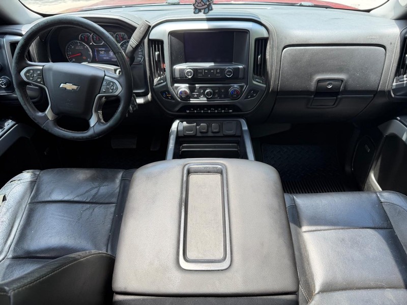 Chevrolet Silverado 1500 Vehicle Full-screen Gallery Image 19