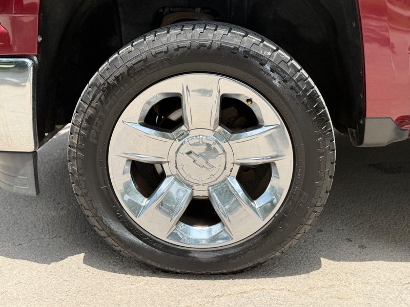 Chevrolet Silverado 1500 Vehicle Full-screen Gallery Image 22
