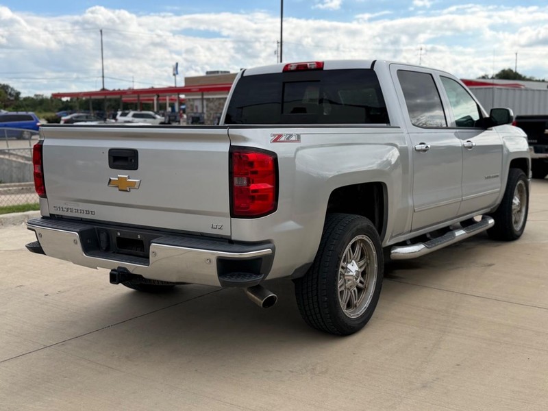 Chevrolet Silverado 1500 Vehicle Full-screen Gallery Image 06