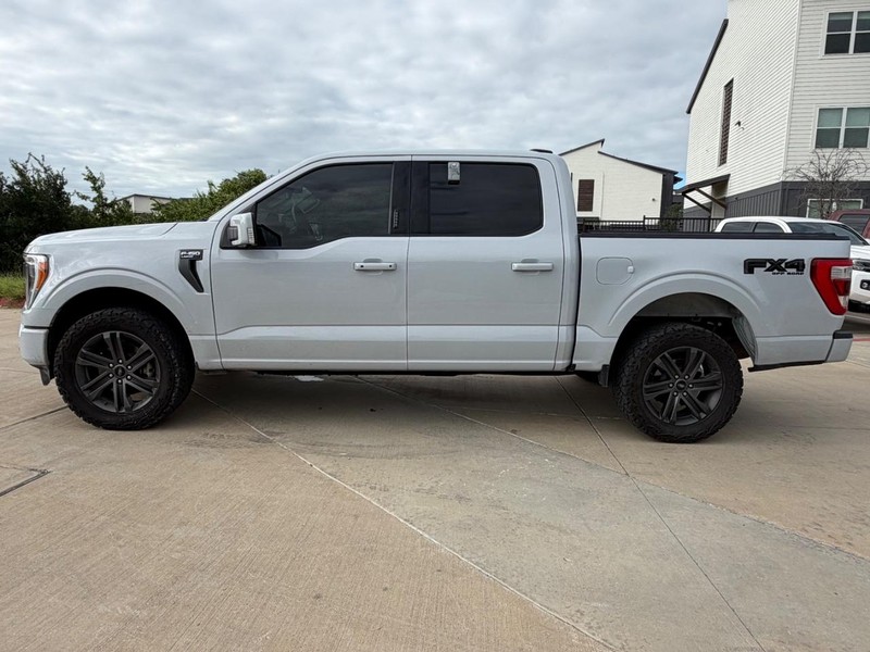 Ford F-150 Vehicle Full-screen Gallery Image 03