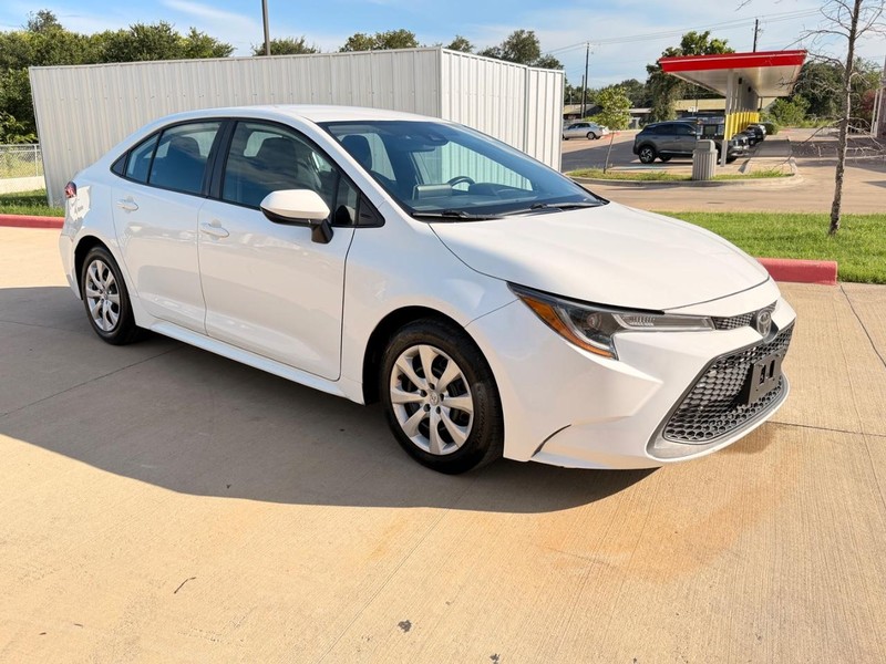 Toyota Corolla Vehicle Full-screen Gallery Image 09