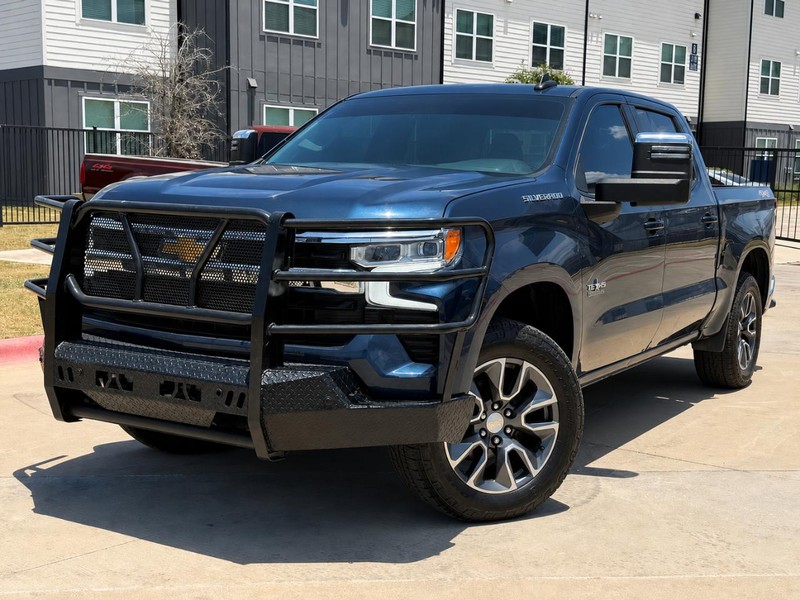 Chevrolet Silverado 1500 Vehicle Full-screen Gallery Image 02