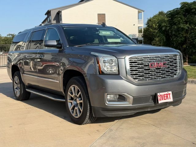 GMC Yukon XL Vehicle Full-screen Gallery Image 08