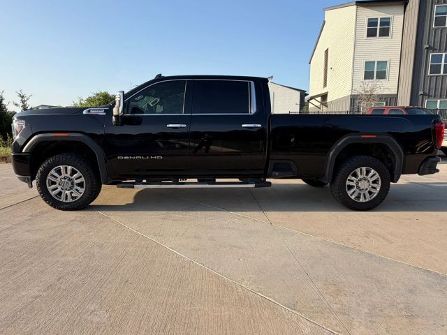 GMC Sierra 3500HD Vehicle Full-screen Gallery Image 03