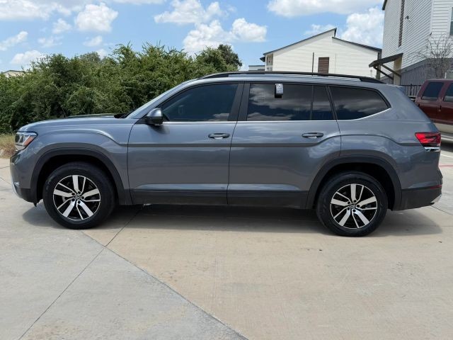 Volkswagen Atlas Vehicle Full-screen Gallery Image 03