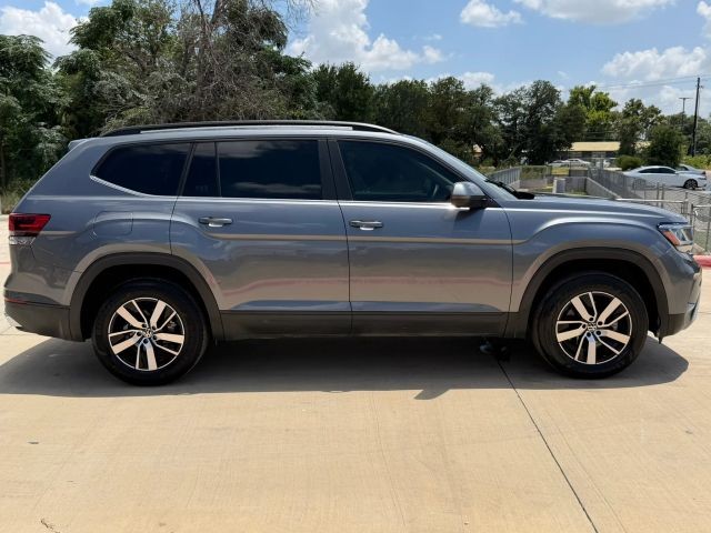 Volkswagen Atlas Vehicle Full-screen Gallery Image 07