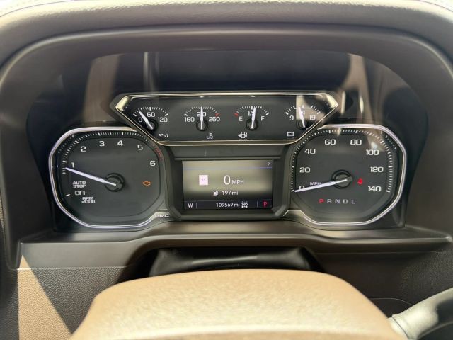 GMC Sierra 1500 Vehicle Full-screen Gallery Image 13