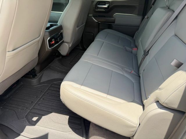 GMC Sierra 1500 Vehicle Full-screen Gallery Image 17