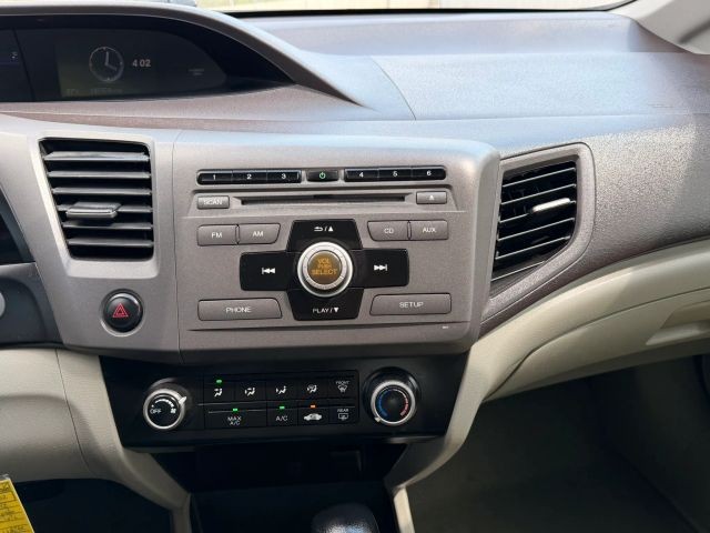 Honda Civic Sedan Vehicle Full-screen Gallery Image 15