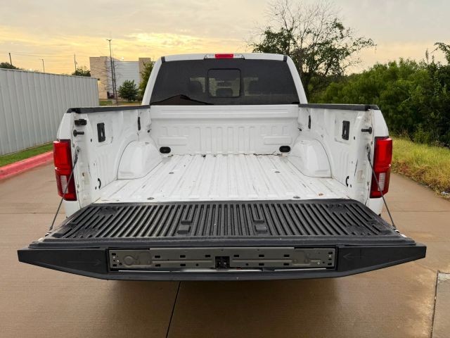 Ford F-150 Vehicle Full-screen Gallery Image 13