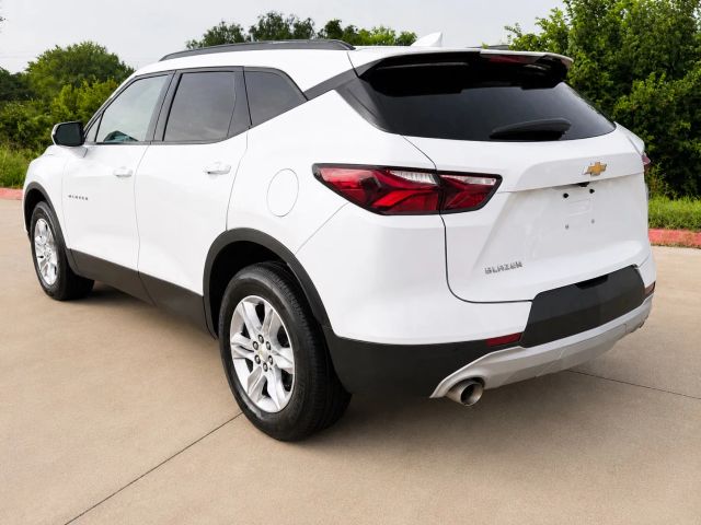 Chevrolet Blazer Vehicle Full-screen Gallery Image 04