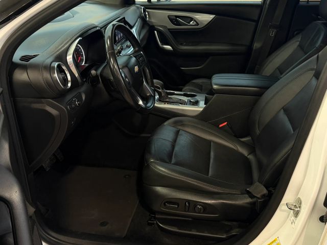 Chevrolet Blazer Vehicle Full-screen Gallery Image 11