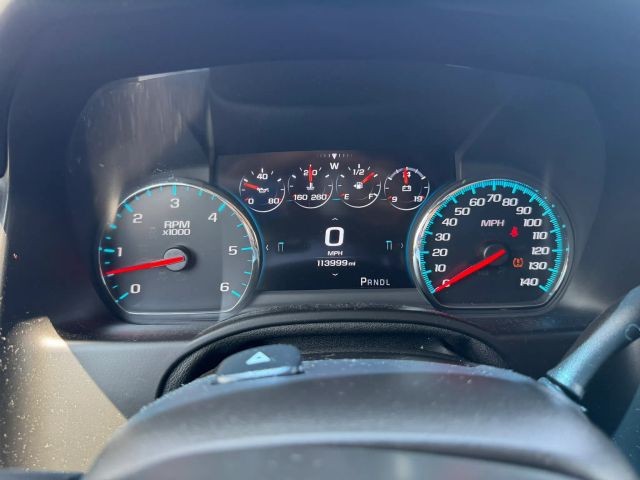 GMC Yukon Vehicle Full-screen Gallery Image 13