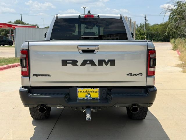 Ram 1500 Vehicle Full-screen Gallery Image 05