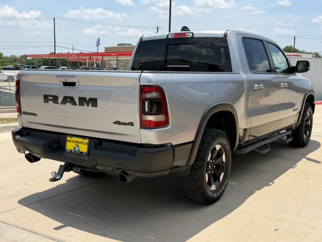 Ram 1500 Vehicle Full-screen Gallery Image 06