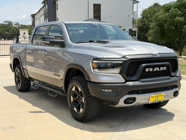 Ram 1500 Vehicle Full-screen Gallery Image 08