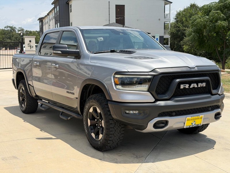 Ram 1500 Vehicle Full-screen Gallery Image 08
