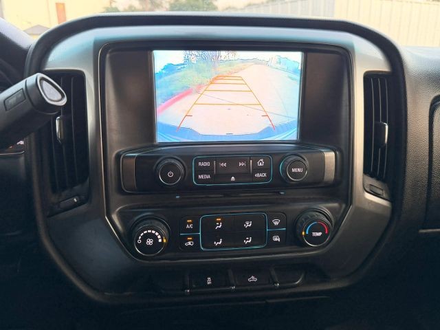 Chevrolet Silverado 1500 Vehicle Full-screen Gallery Image 14