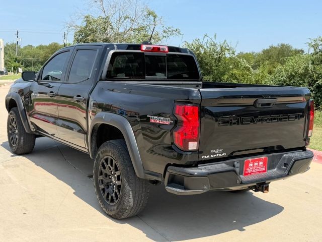 Chevrolet Colorado Vehicle Full-screen Gallery Image 04