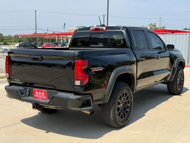 Chevrolet Colorado Vehicle Full-screen Gallery Image 06