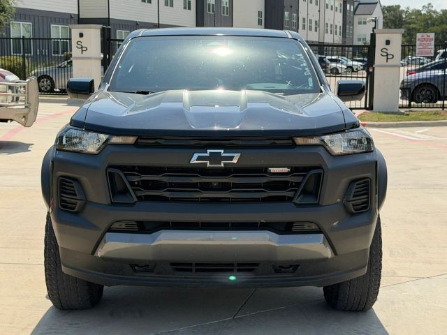 Chevrolet Colorado Vehicle Full-screen Gallery Image 09