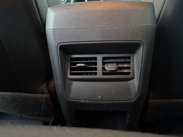 Chevrolet Colorado Vehicle Full-screen Gallery Image 20
